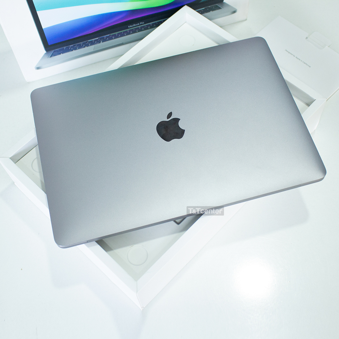 Macbook Pro M1 8GB 256GB chính hãng T&T Center | Giá tốt